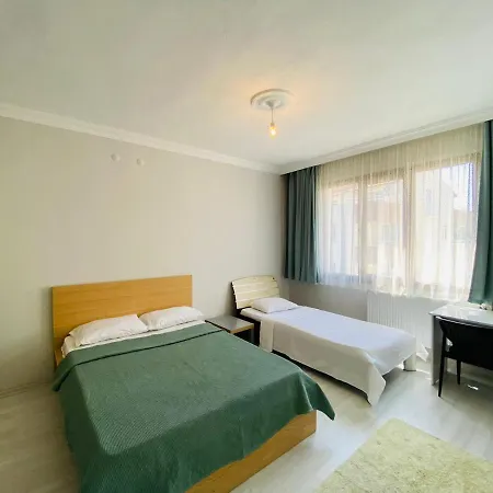 Merkezde 3+1 Deniz Manzarali Genis Apartment Kusadasi